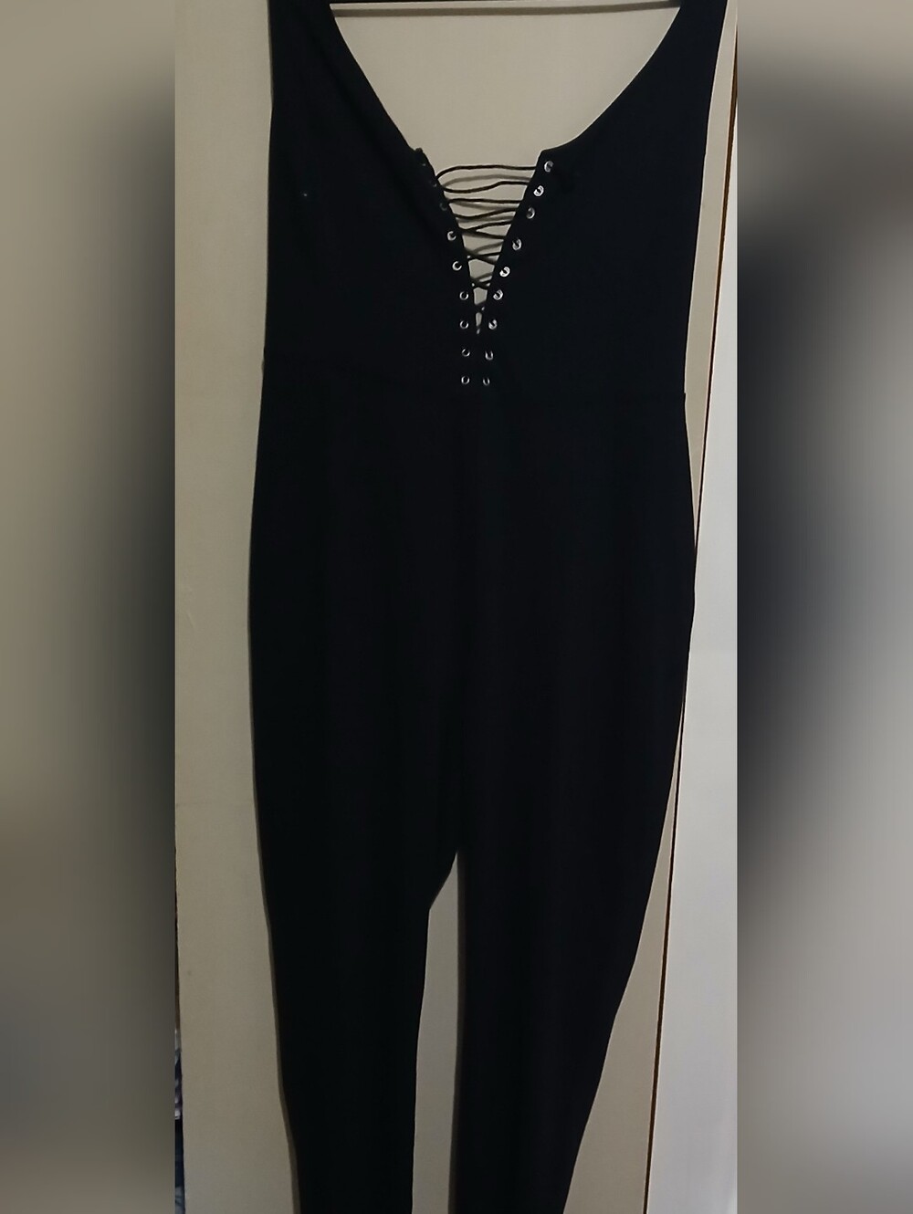 Forever 21 Size 1xl Women’s Black Lace-Up Jumpsuit.